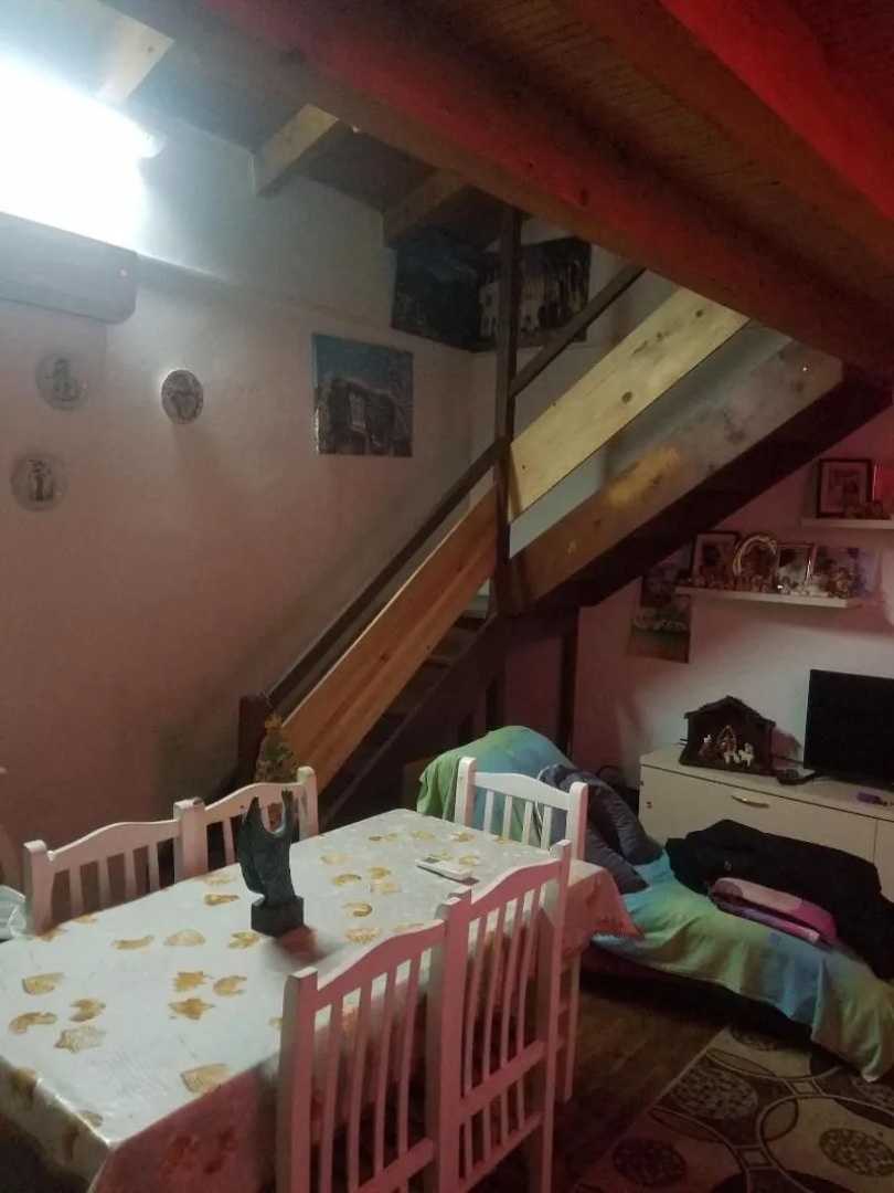 Bulldog Hostel & Club