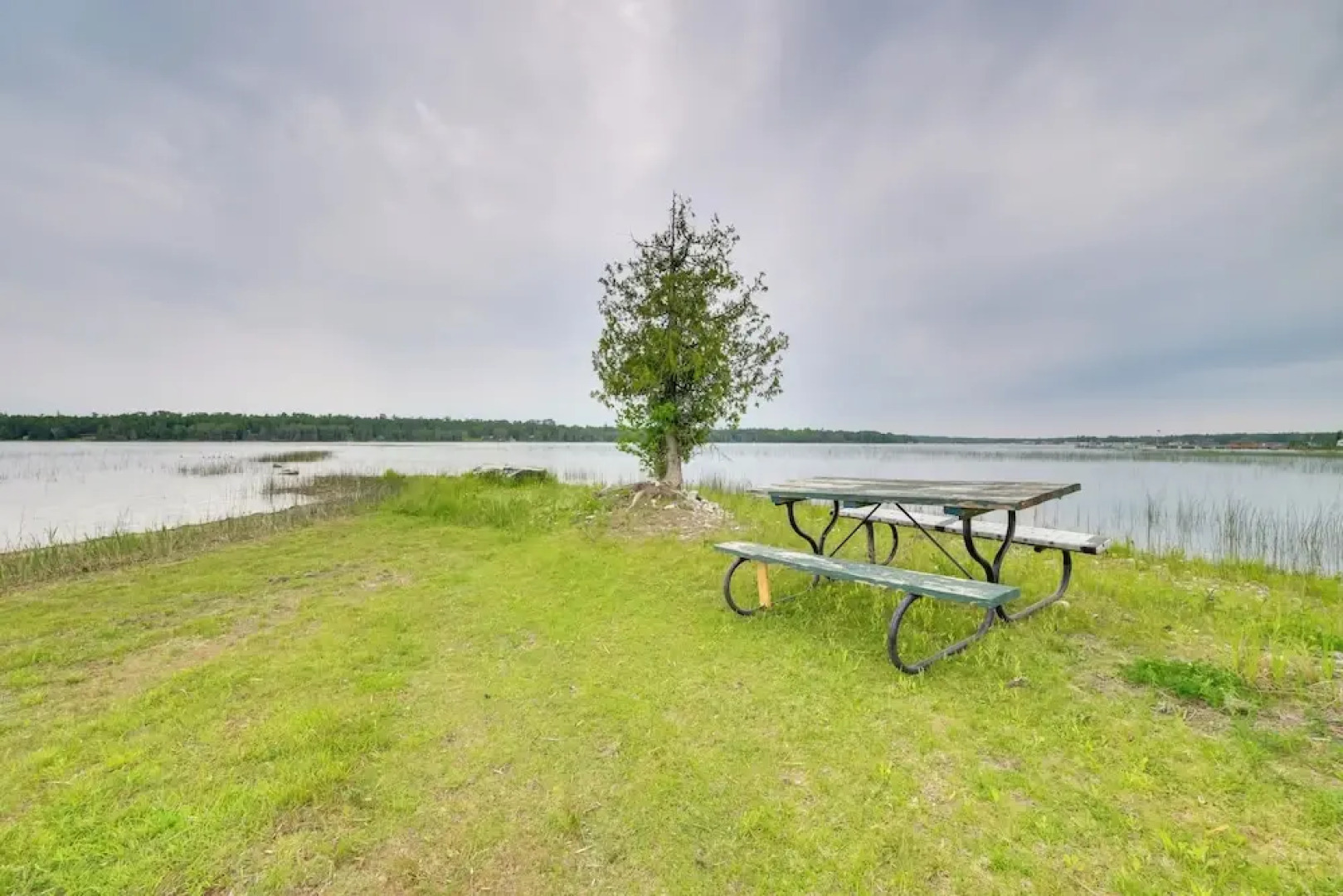 Sandy Beach & Sunset Views: Cedarville Cabin!