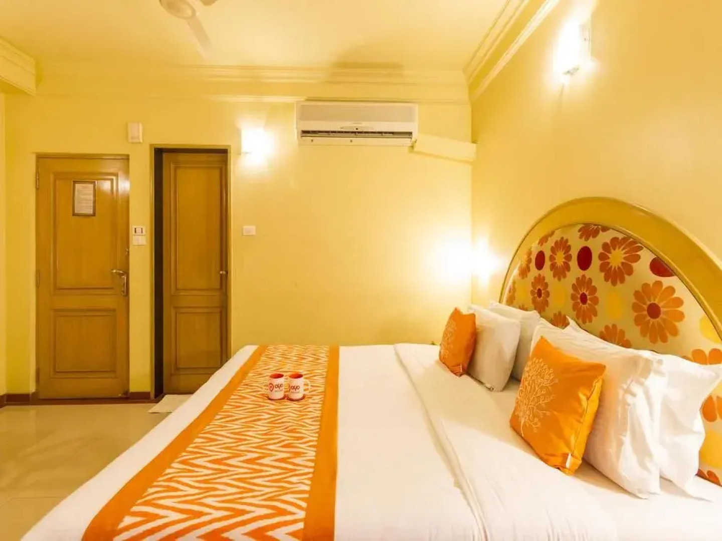 Capital O 333 Hotel Crystal Homes