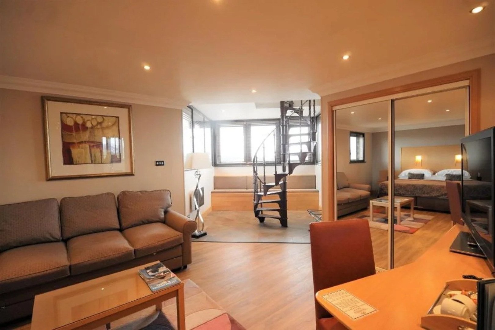 The Mansefield Hotel