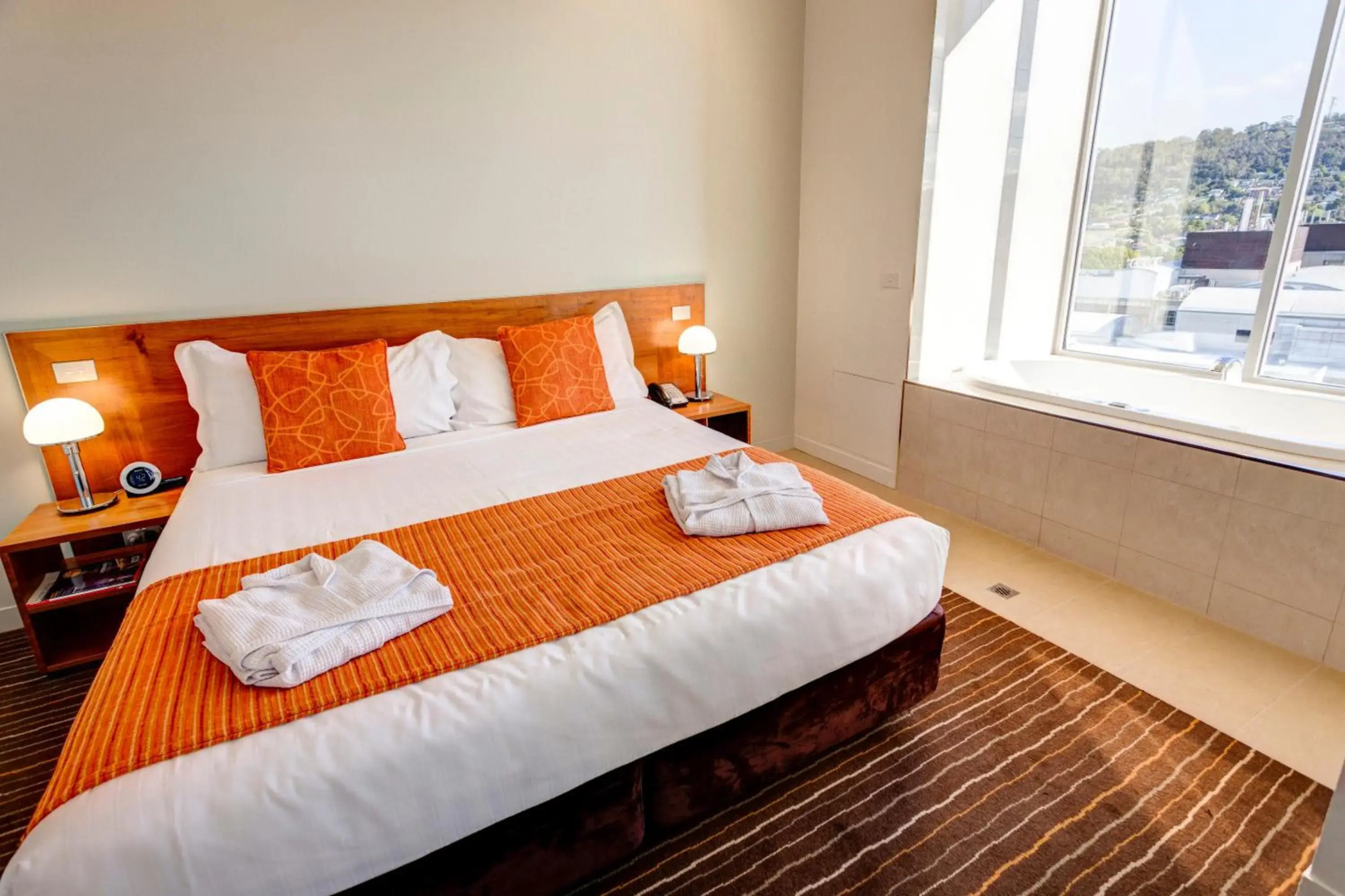 Mantra Charles Hotel Launceston