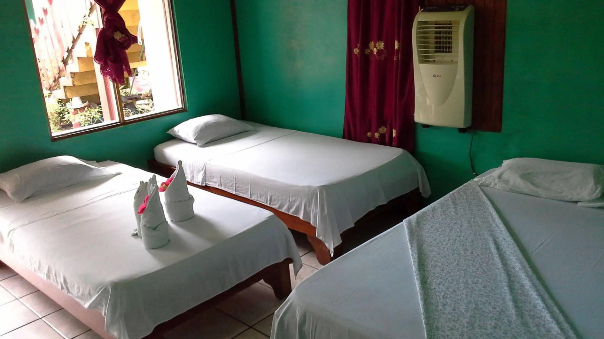 Cabinas Miss Miriam 2