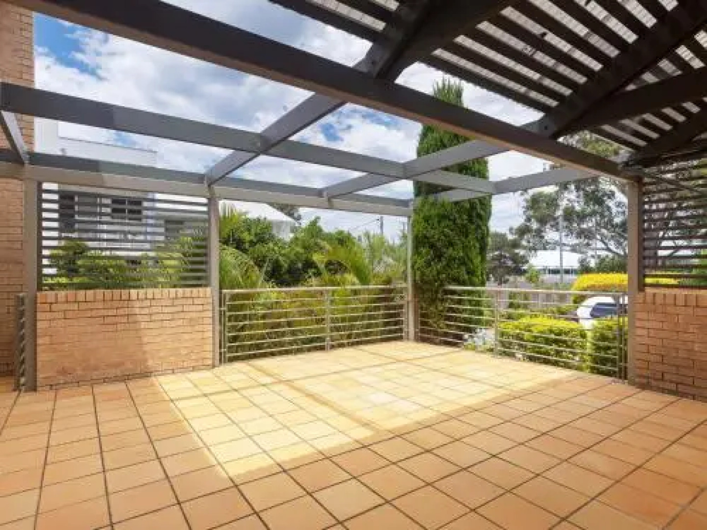 3 'The Clippers' 131 Soldiers Point Road - Fabulous Waterfront Unit