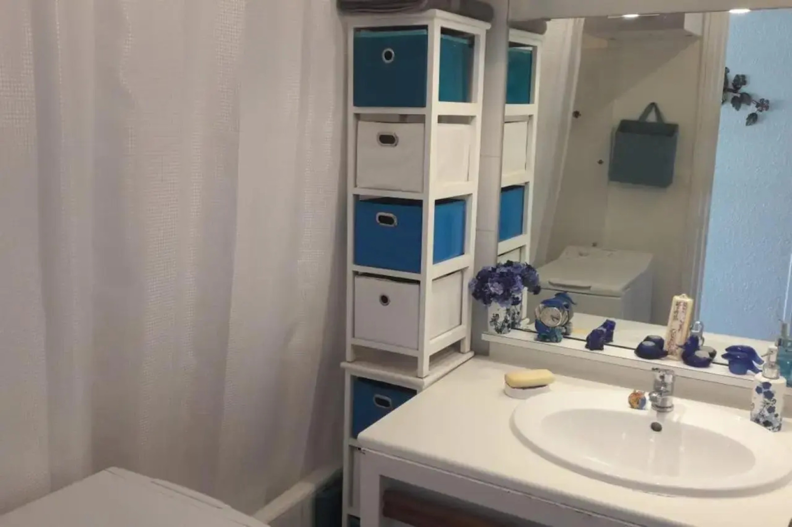 T3 Carnon, 1ère ligne 50m plage terrasse parking