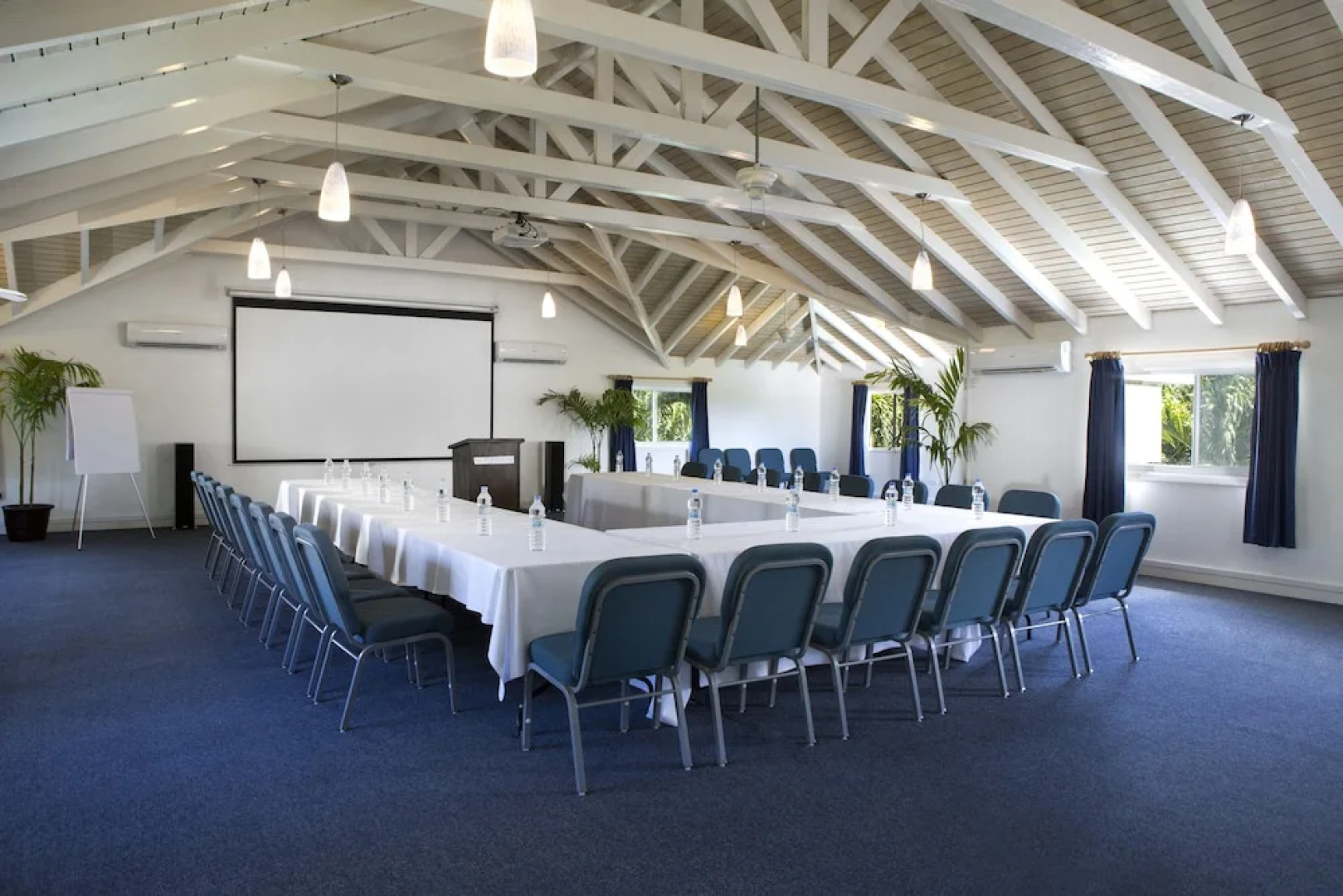 The Verandah Resort & Spa, Long Bay
