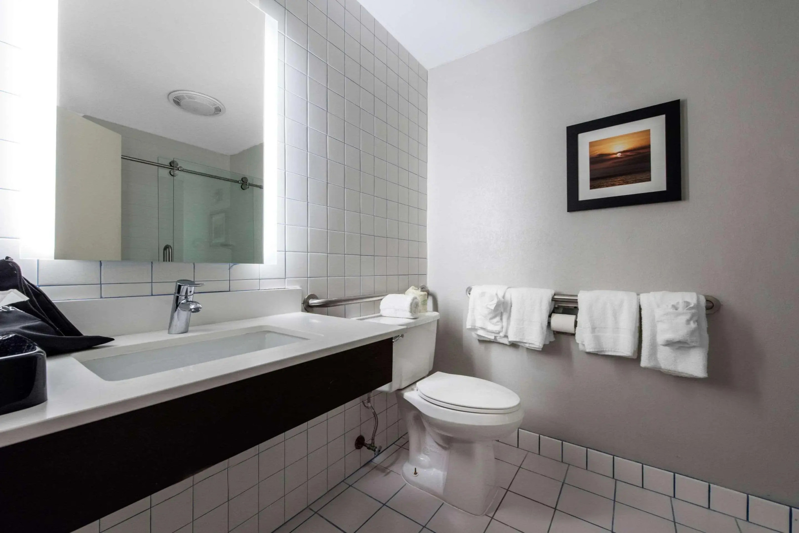 Best Western Erie Inn & Suites