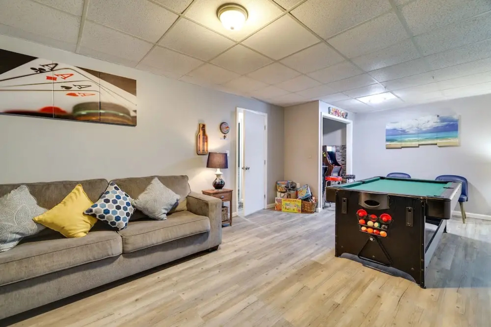 Hot Tub & Game Room: Tobyhanna Vacation Home!