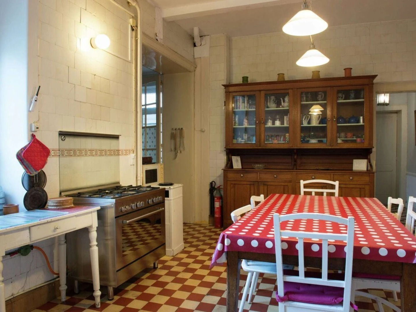 Vintage Castle in Jevoumont with Pool