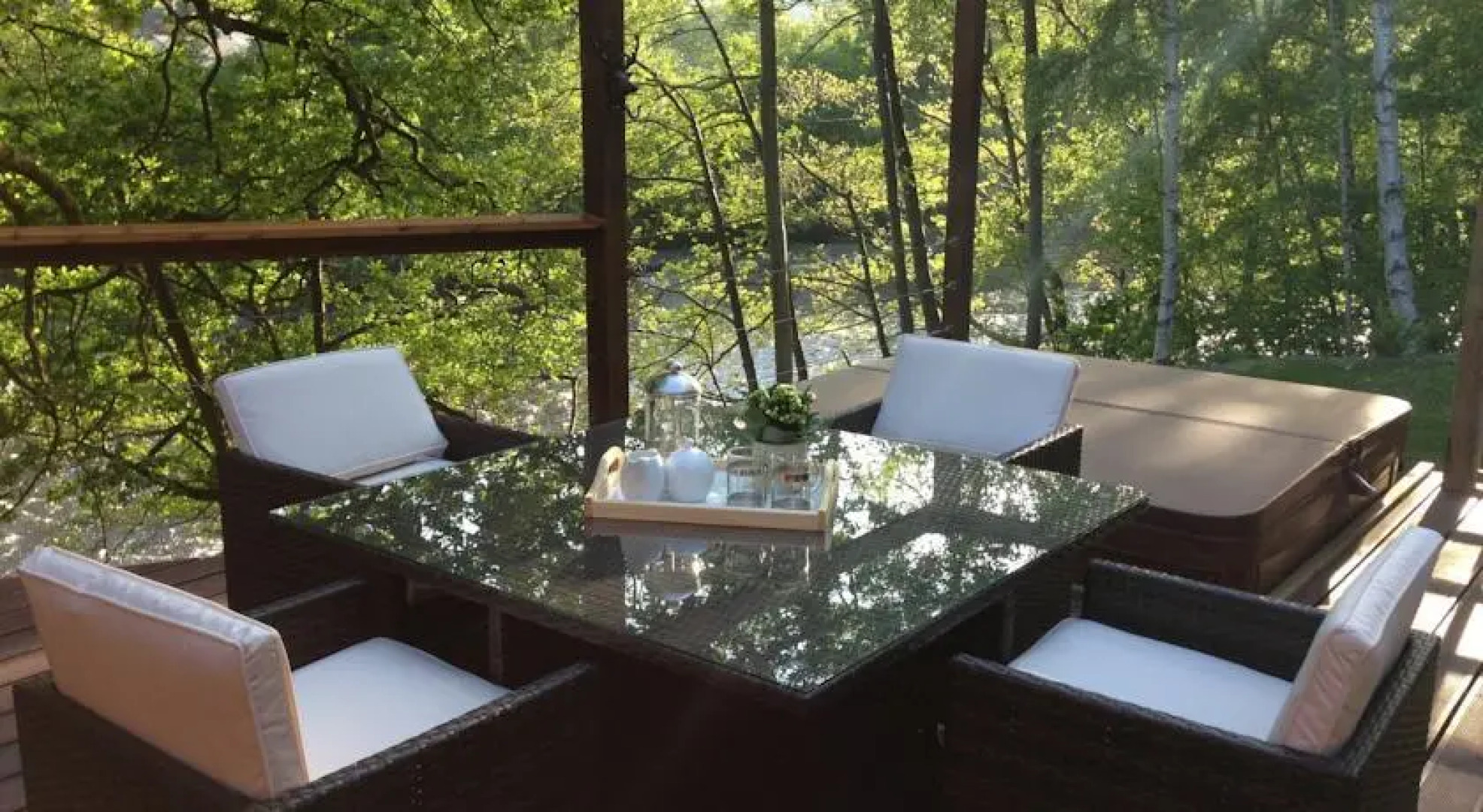 Coed-Y-Glyn Log Cabins