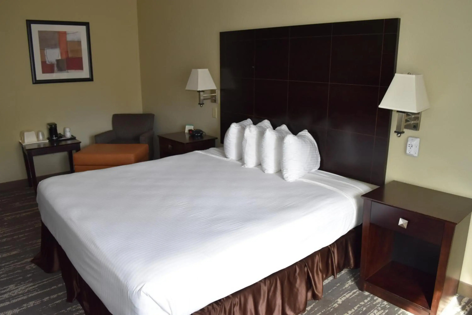 Best Western Oasis Inn