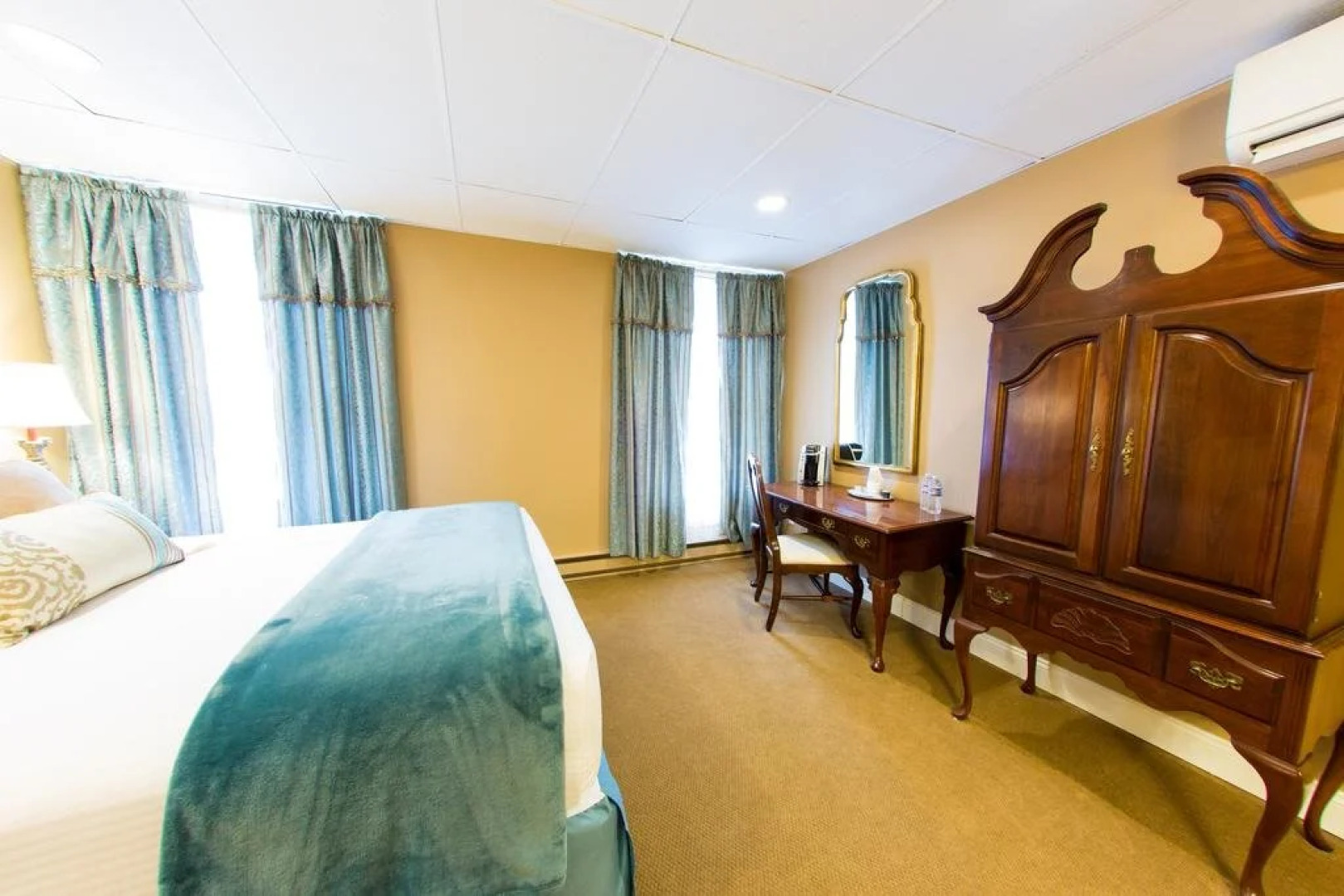 The Sherwood Hotel