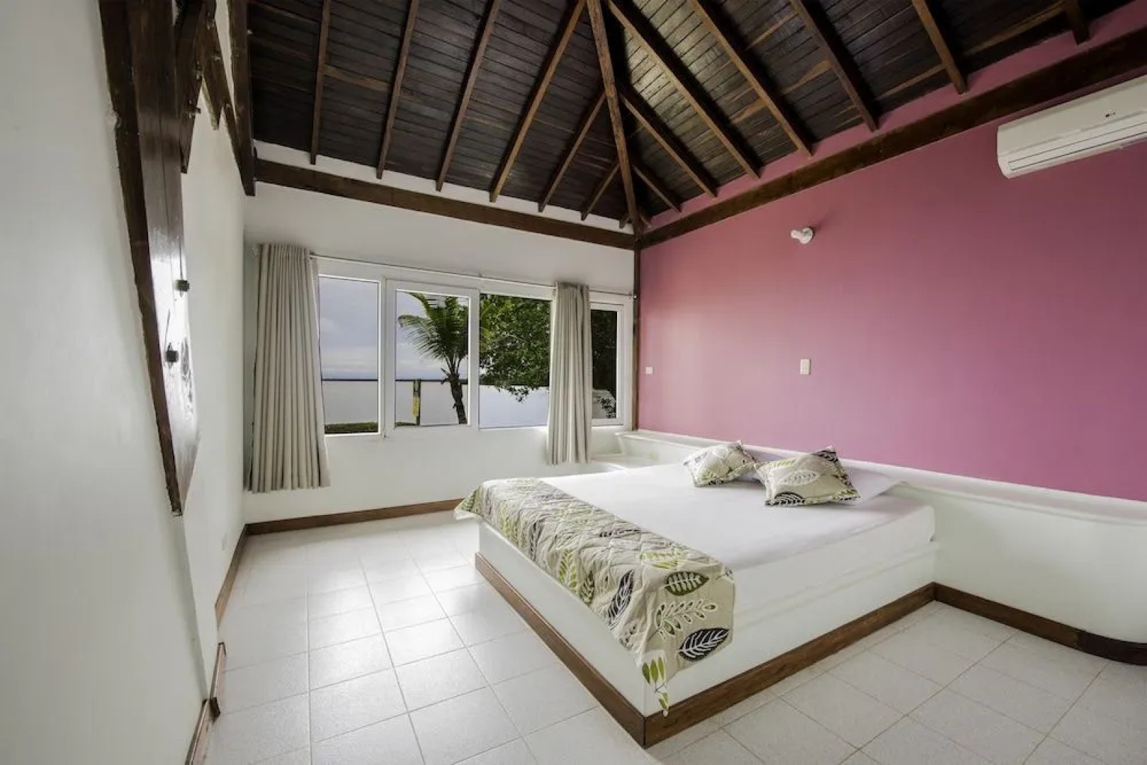 Cispata Marina Hotel