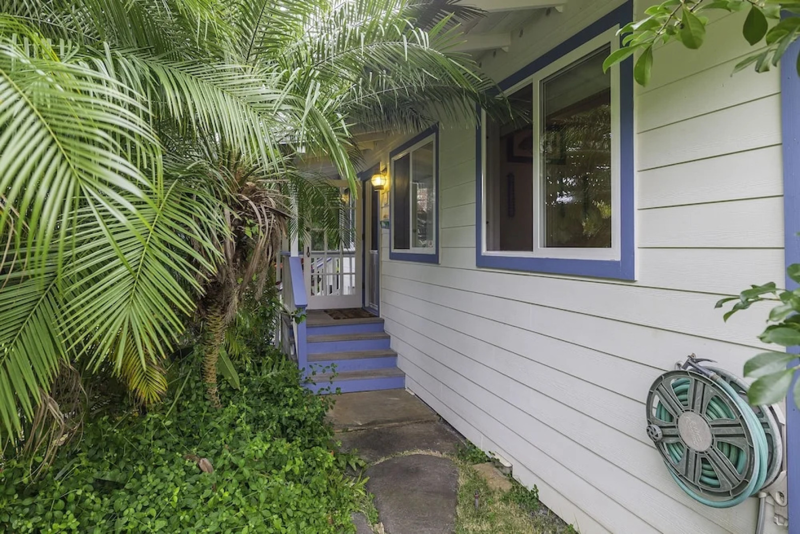 Em Lanikai Ohana Hale 1 Bedroom Cottage