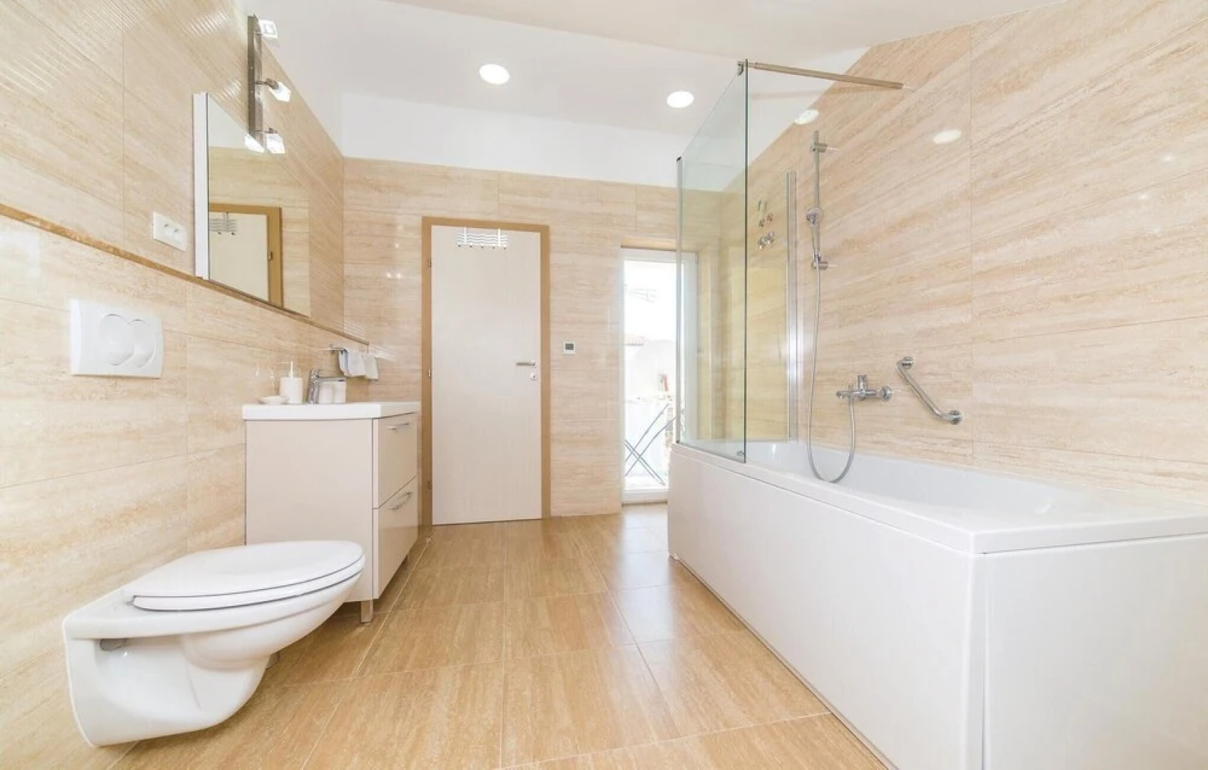 Awesome Home in Kastel Stafilic With Sauna, Wifi and 5 Bedrooms