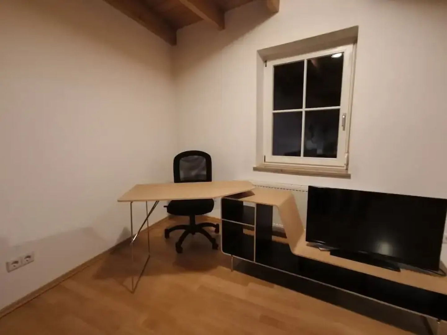 Charming 2-room Apartment Lakenear, Fewo am See