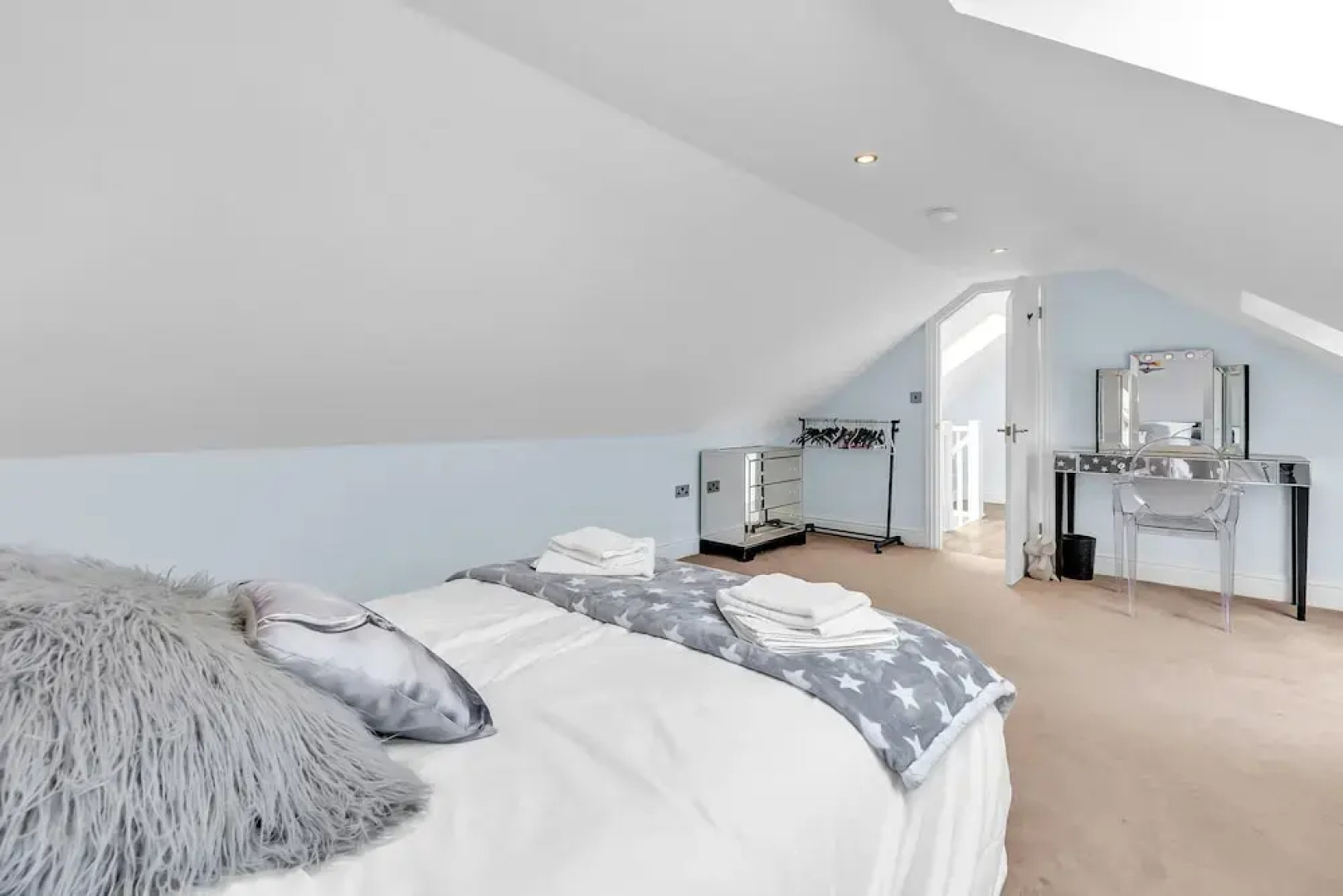 Sea Downs House With Free Parking By My Getaways