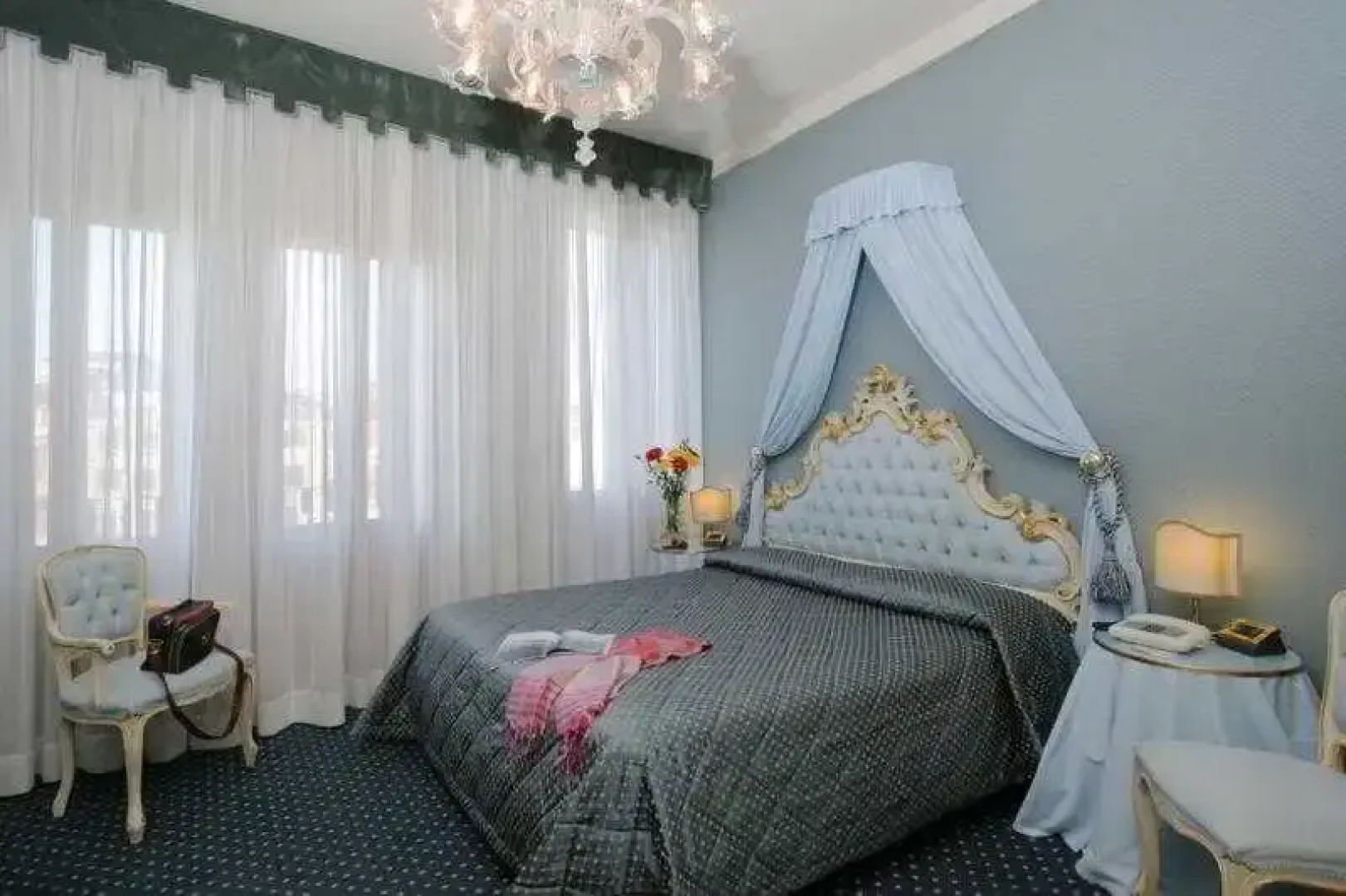Rialto Apartments