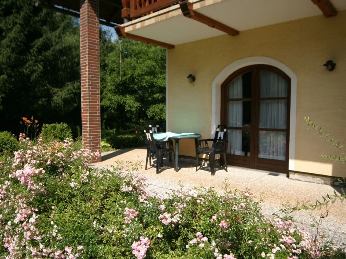 Cozy Cottage near Ski Area in Ruden