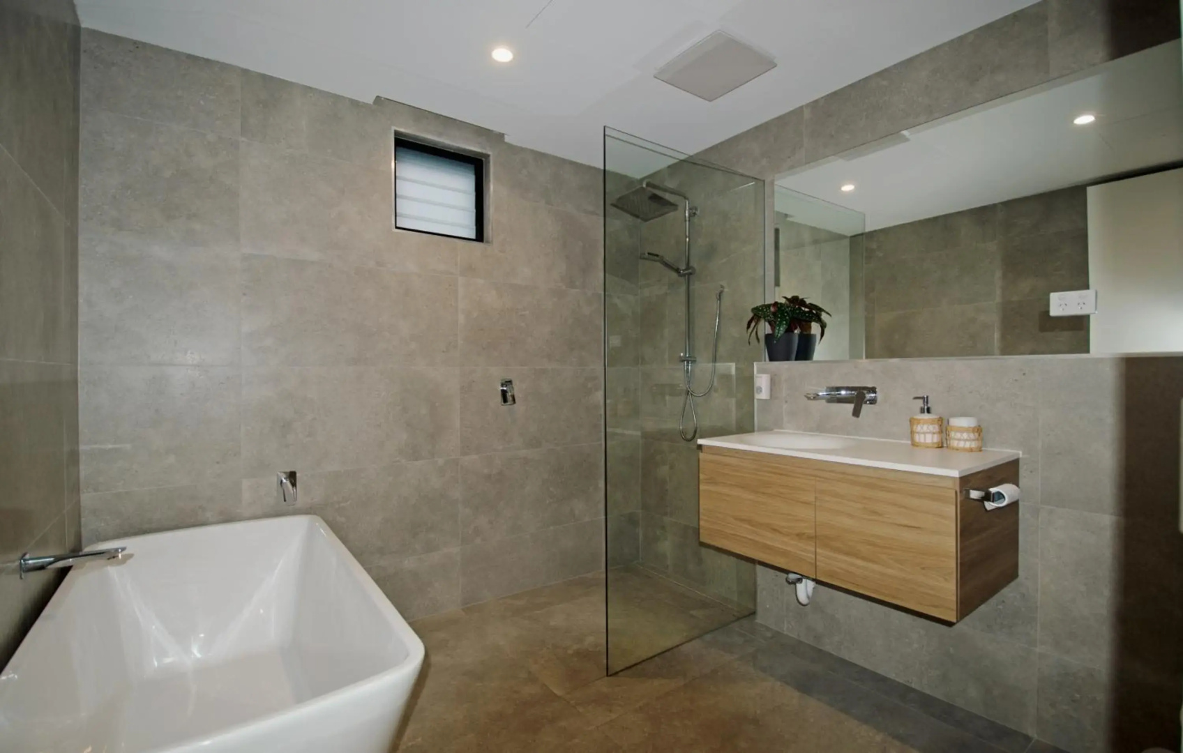 Shellharbour Seaview Luxury Escape