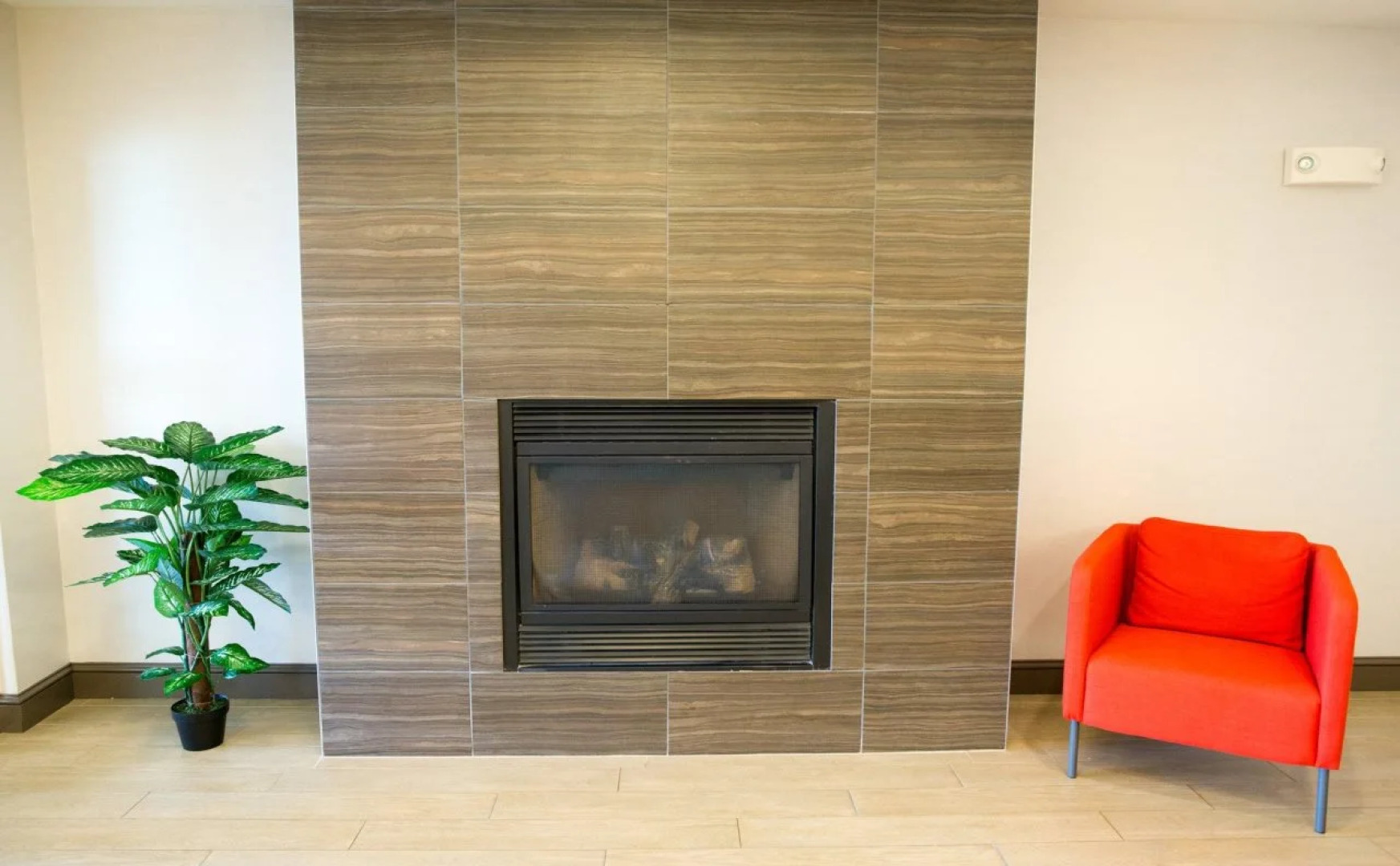 Holiday Inn Express Hotel & Suites Chanhassen by IHG