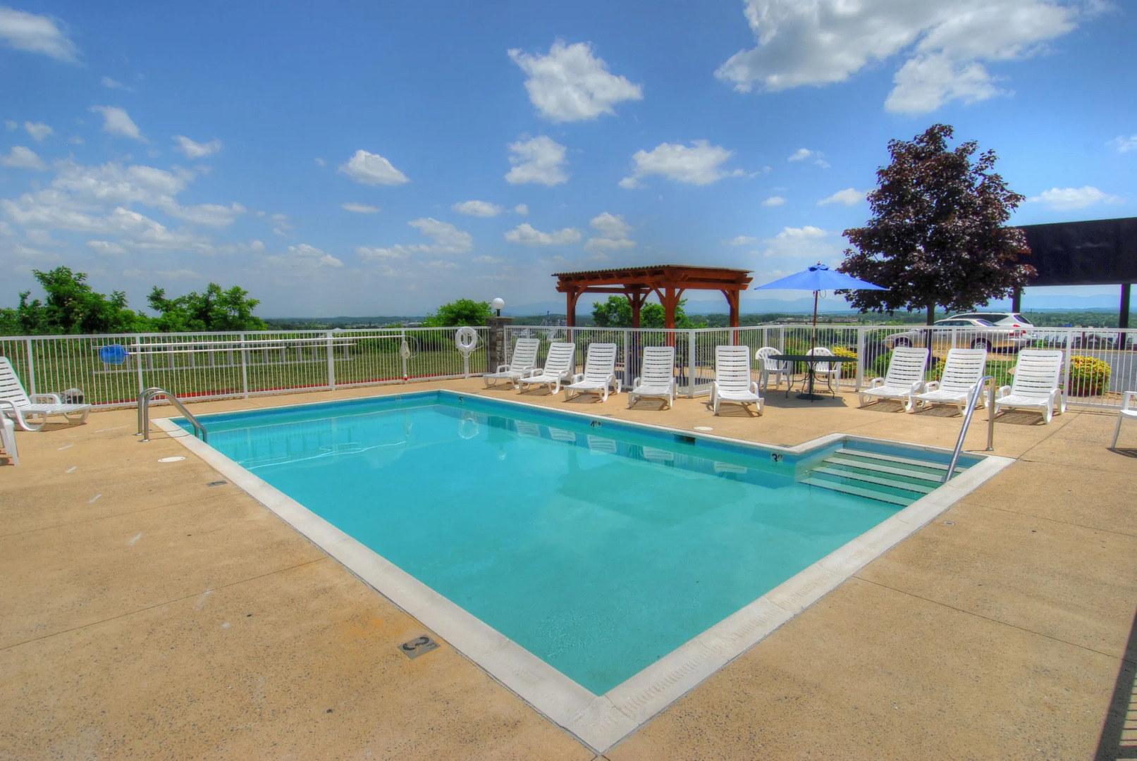 Clarion Pointe Staunton East