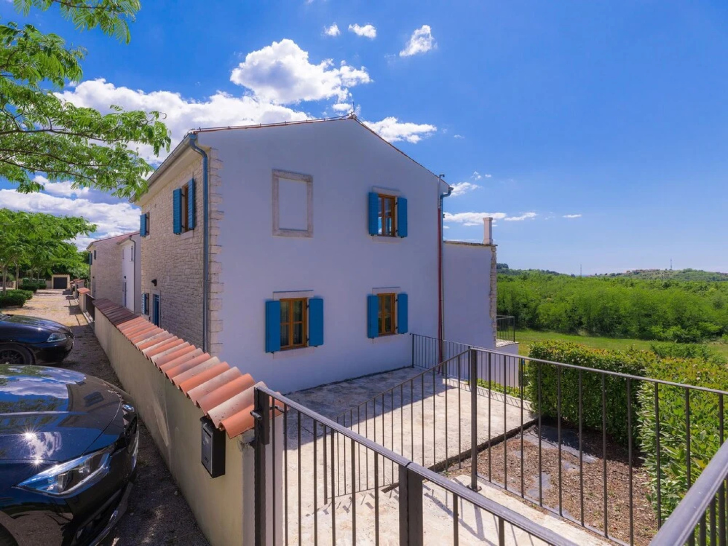 Bibali in Bibali With 3 Bedrooms and 3 Bathrooms