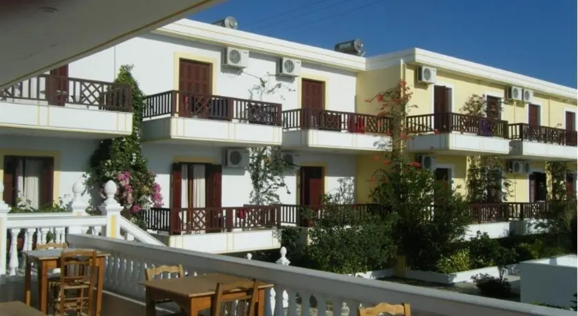 Anemoessa Hotel Studios & Apartments