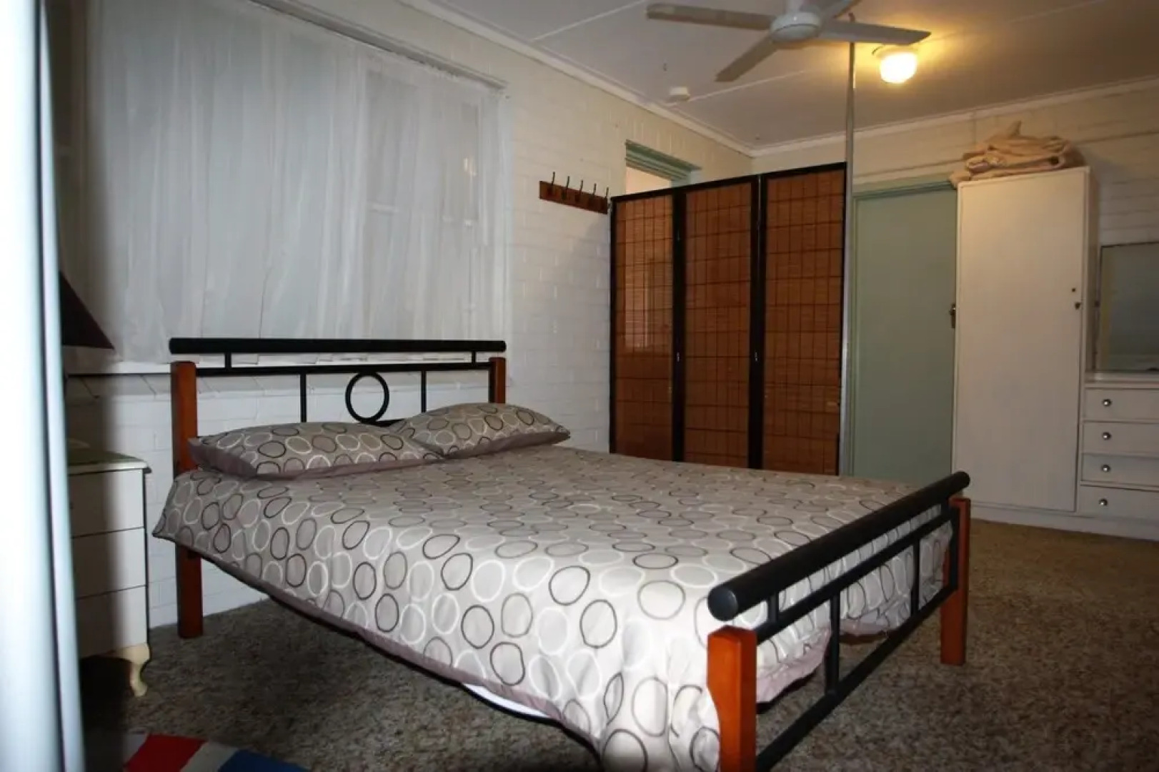 Pine Villas - Walk To Beach Ocean Views