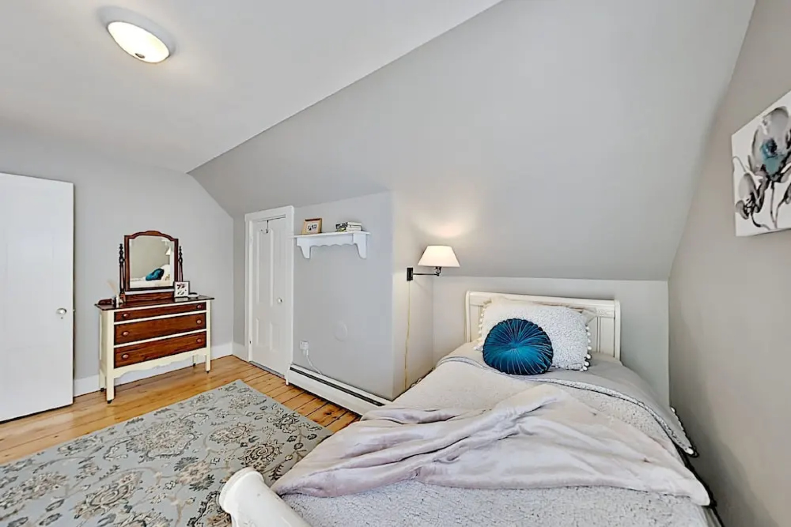 Adorable & Updated In The Heart Of Freeport 3 Bedroom Home