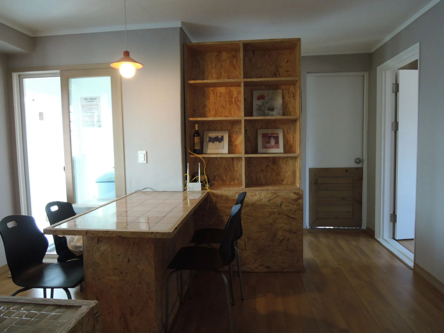 The Style Capsule Guesthouse - Hostel