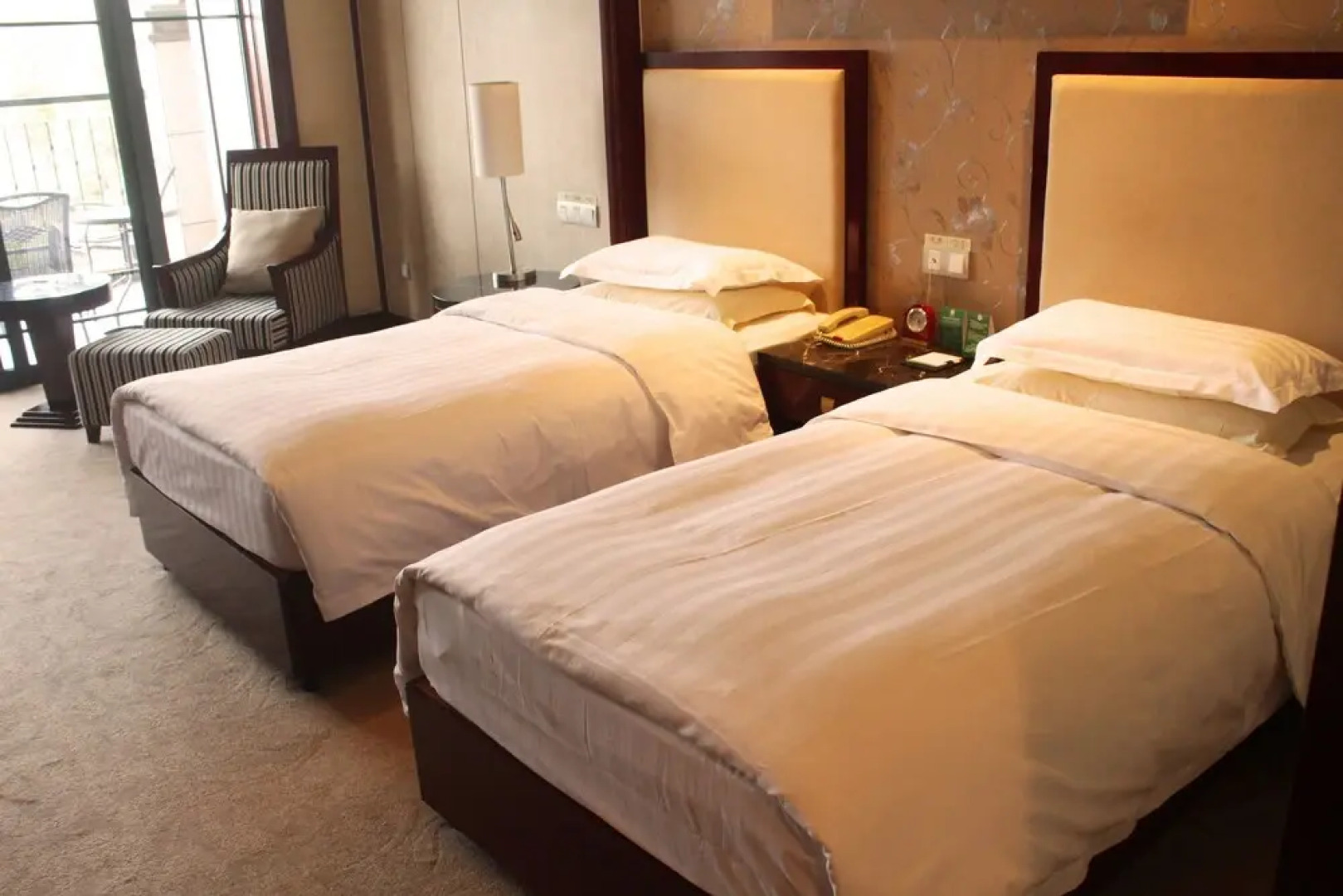 Wenfeng Hotel New Sanshui Building
