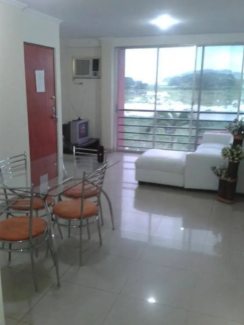 Apartamento Amoblado URB Volare