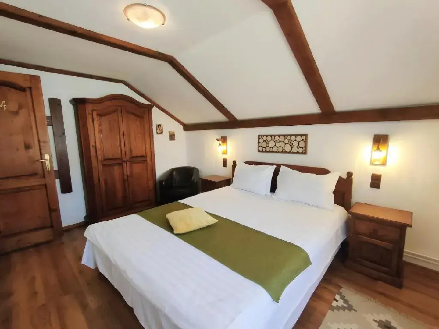 Pension Nea Marin