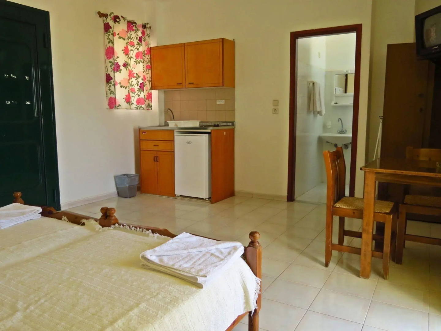 Debby Hotel Apartments