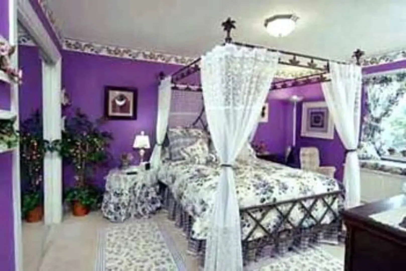 Matthews Manor Bed and Breakfast