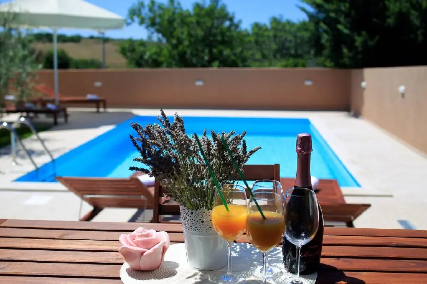 Beautiful Villa L&T 1 Nin