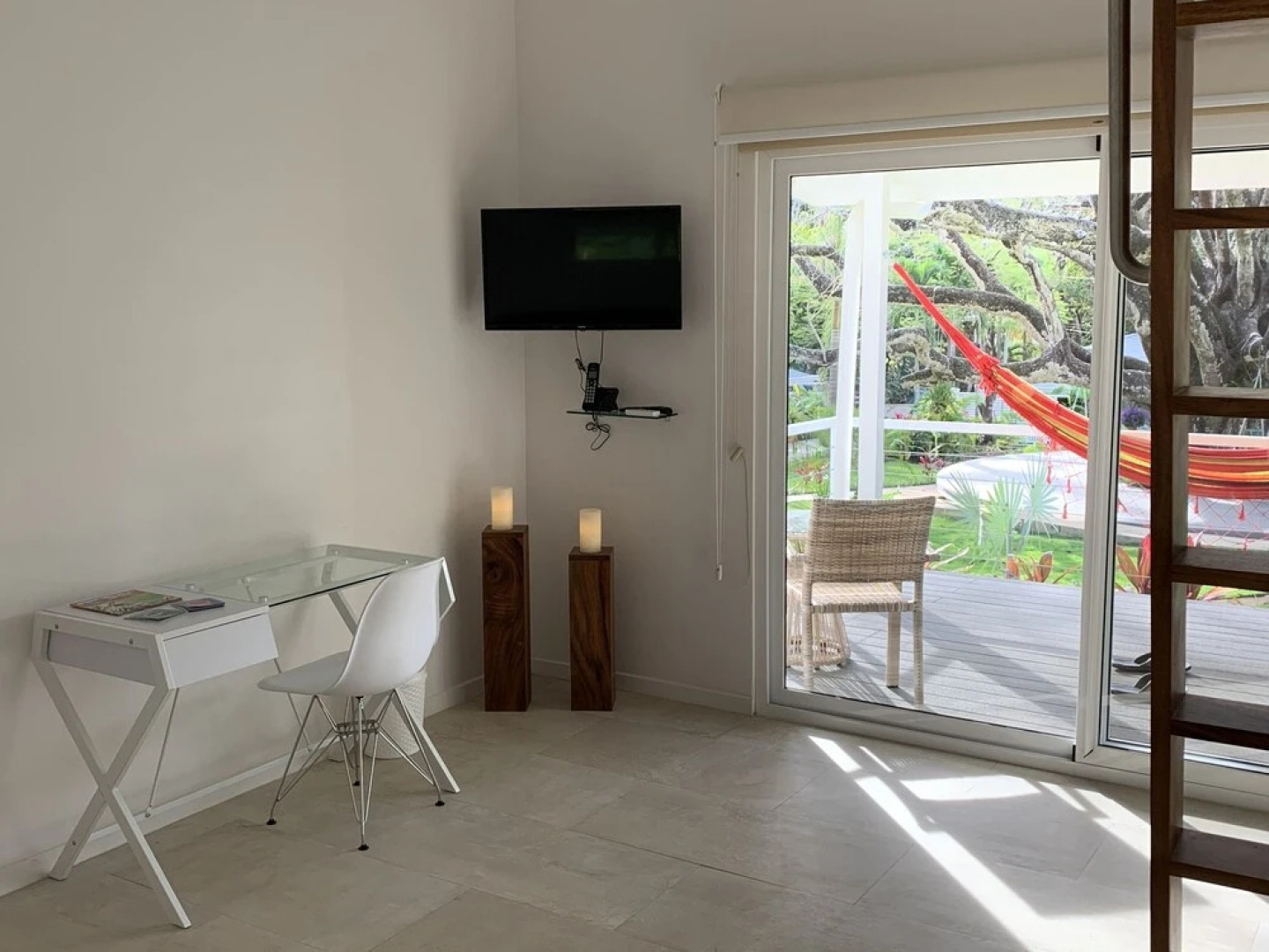 Aves Hotel & Resort - Retreat Center