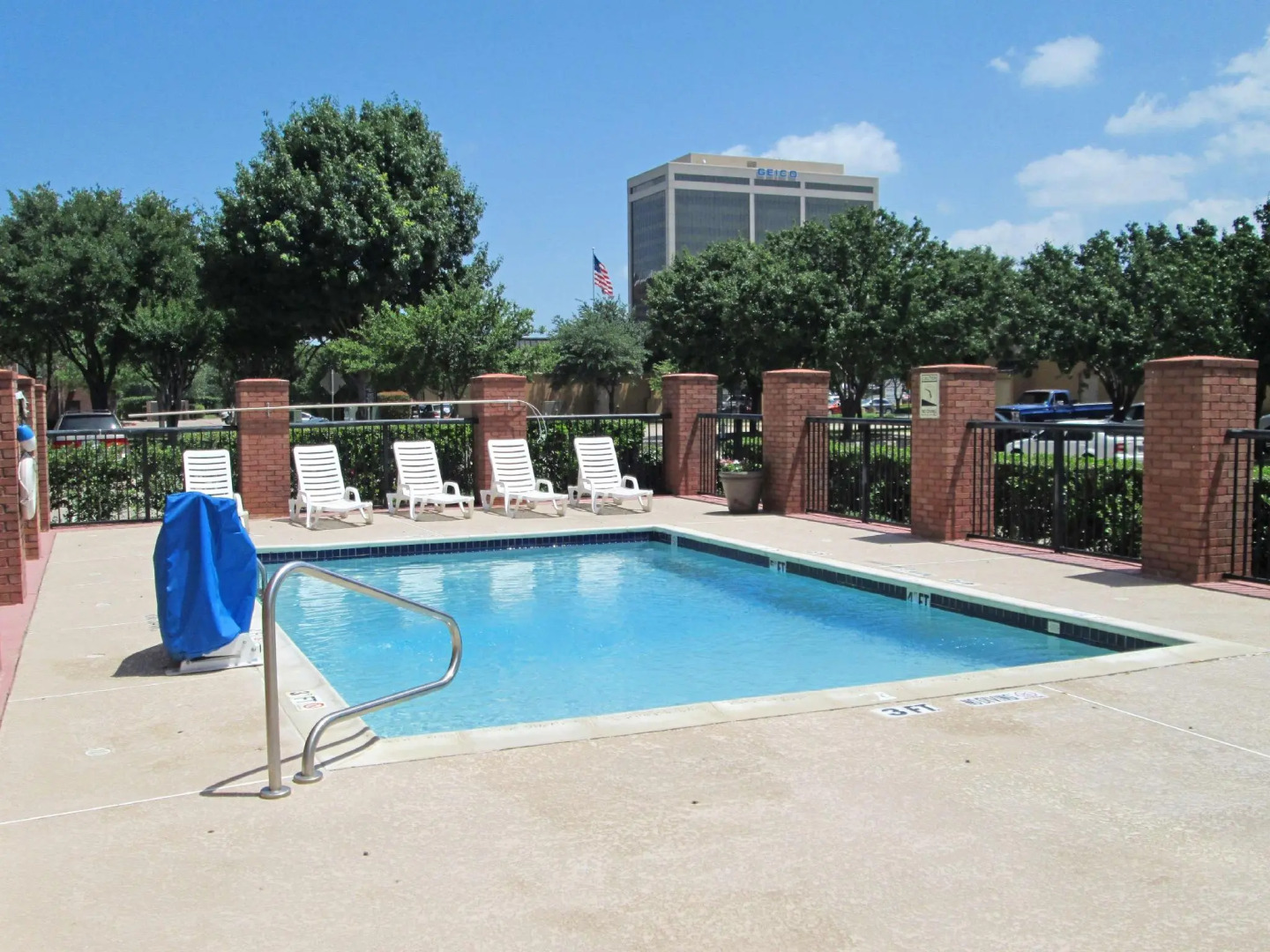 Extended Stay America Select Suites Dallas Farmers Branch