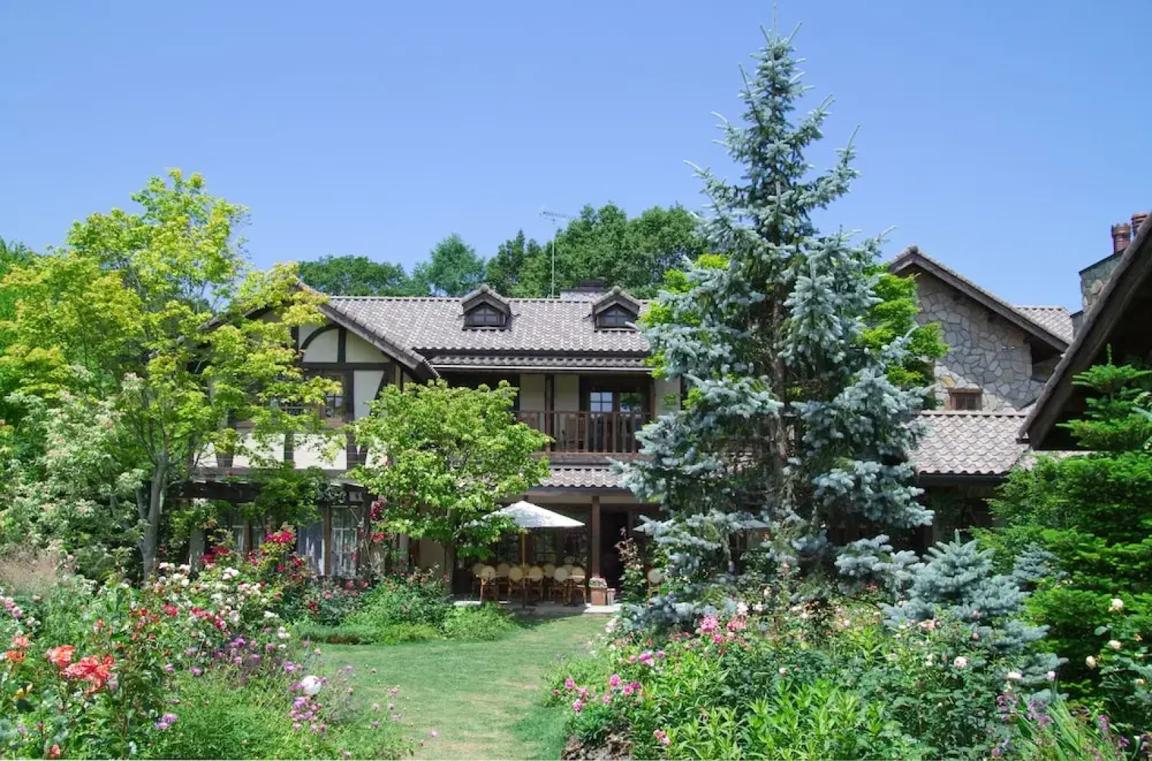 Ruze Villa