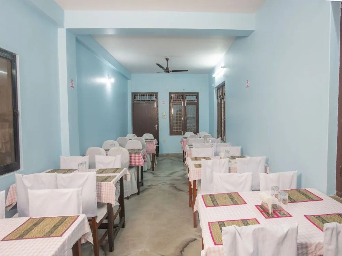 Hotel Centre Inn Lake