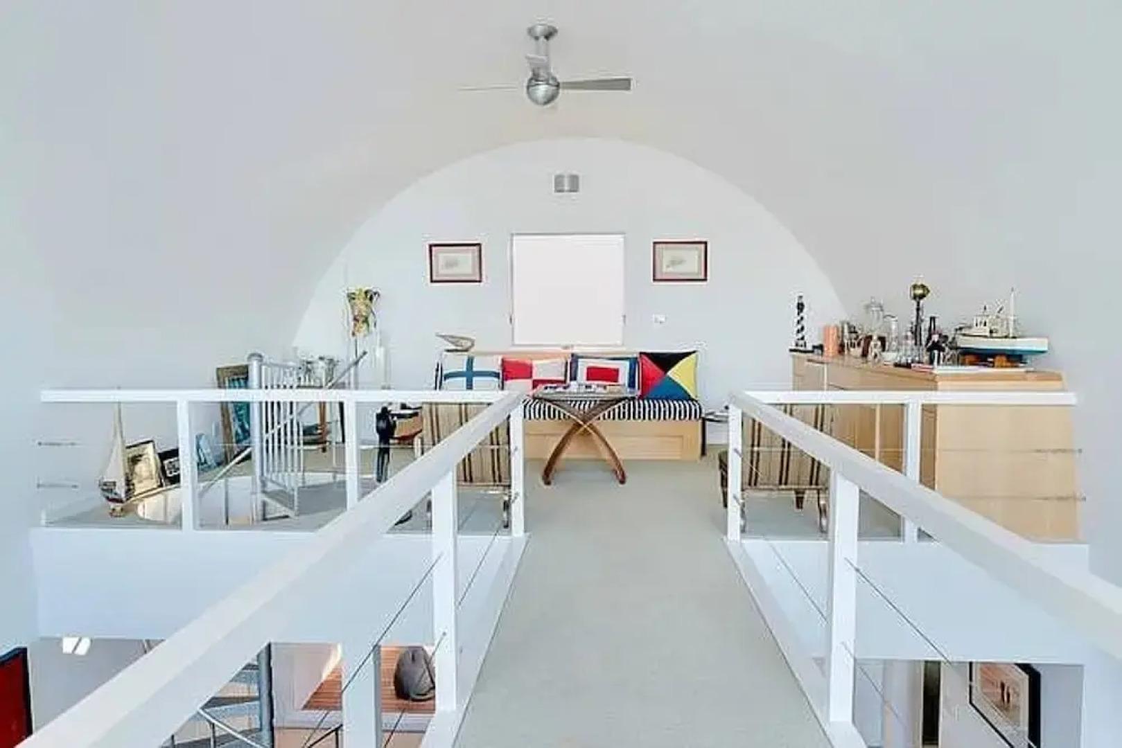 Sunset Villa by Rove Beachfront w Deck Pool