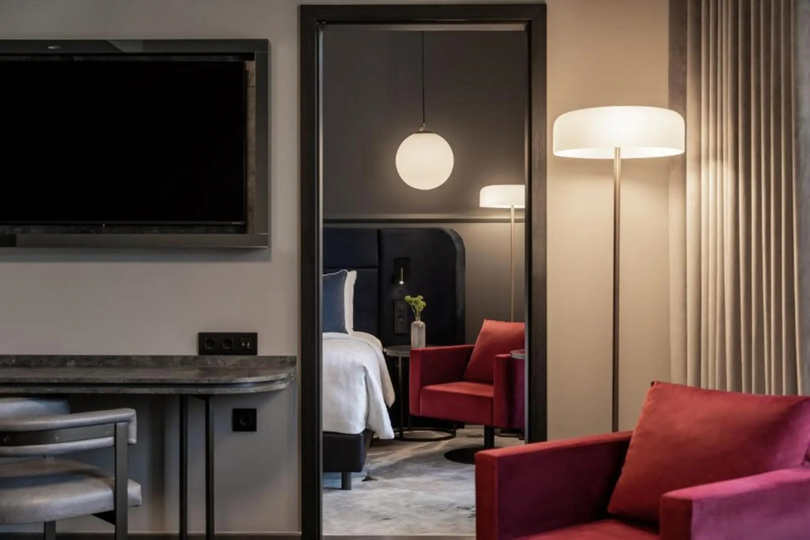 The Marmorosch Bucharest, Autograph Collection