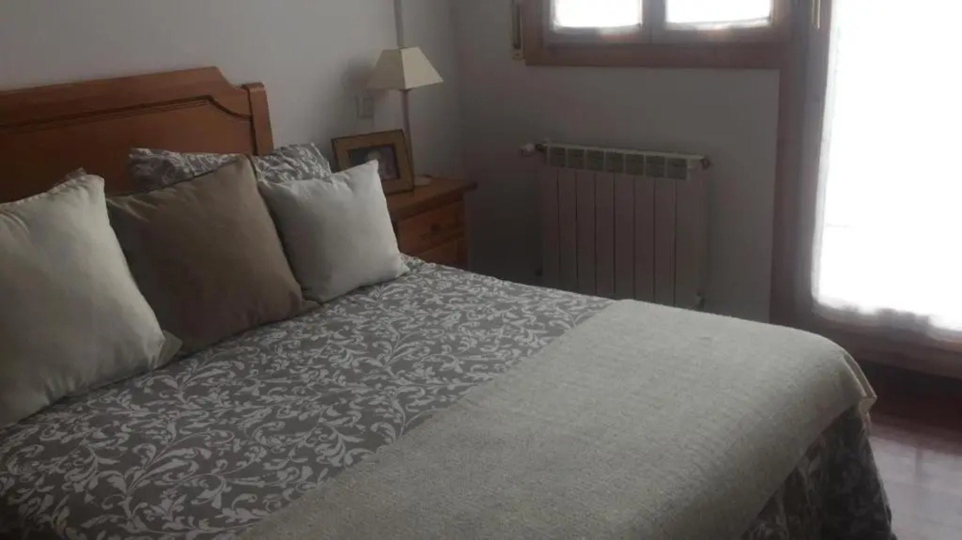 Casa de Claudia Comillas- Jardín privado - A 10 metros del Capricho de Gaudí