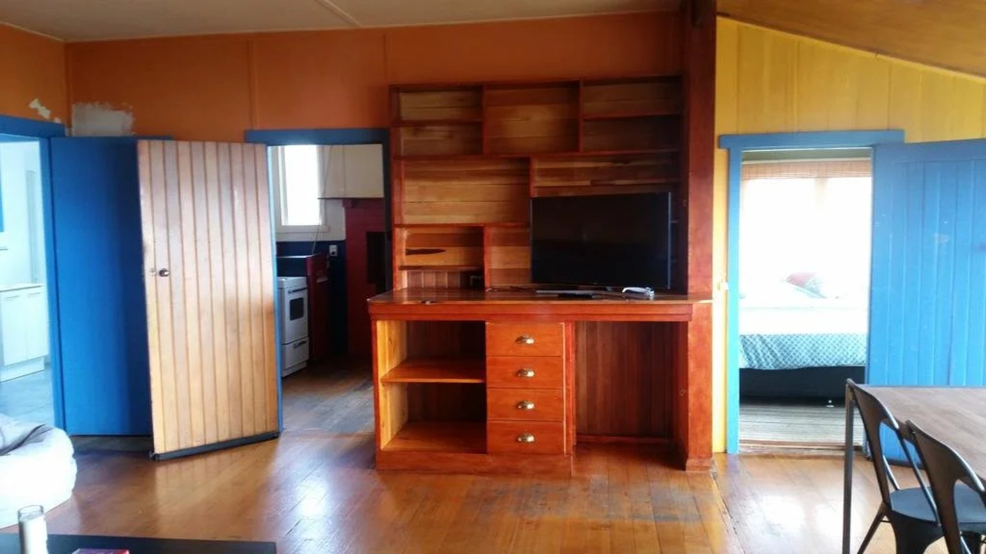 Old School Cool Near the Beach