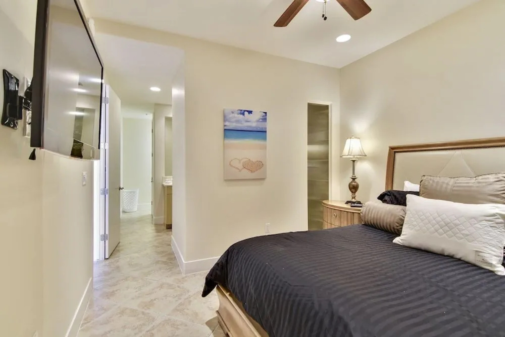 Diamond Beach 506 - Seaglass Treasure