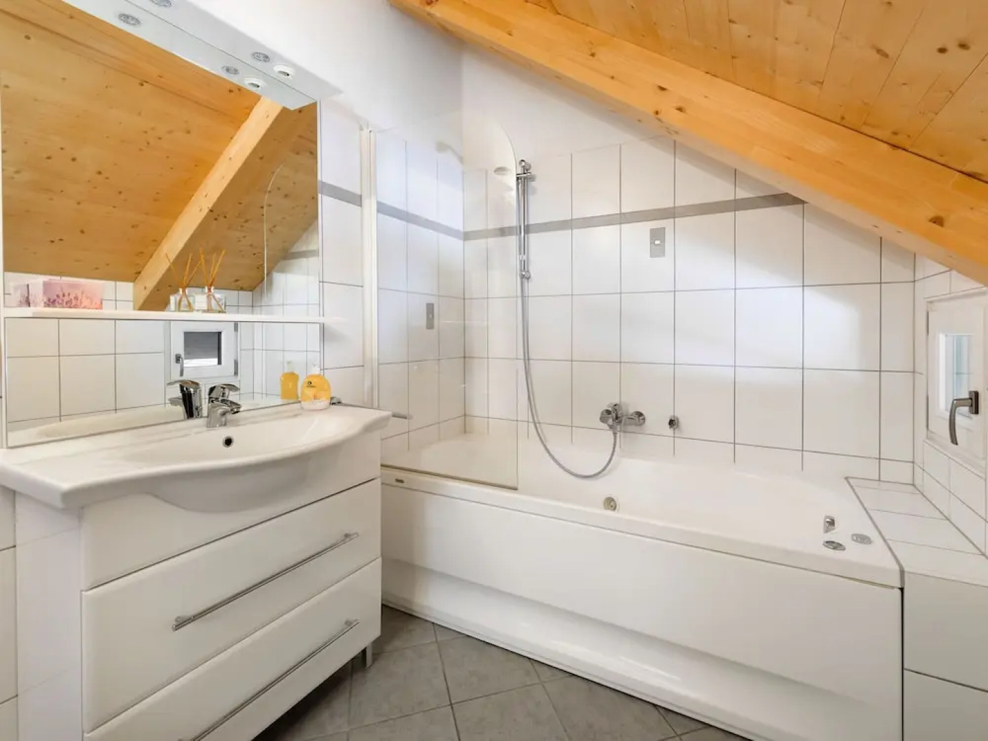 Chalet in Hohentauern Near Ski Lift