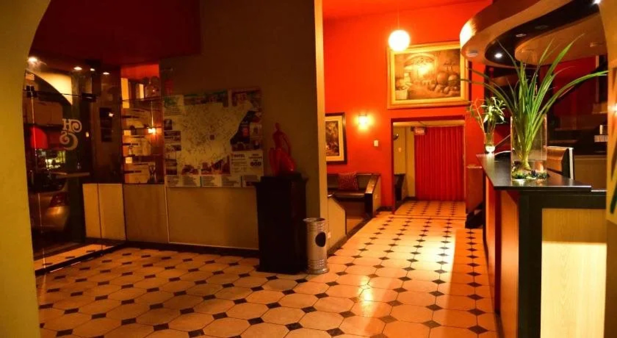 Hotel Holiday Suites