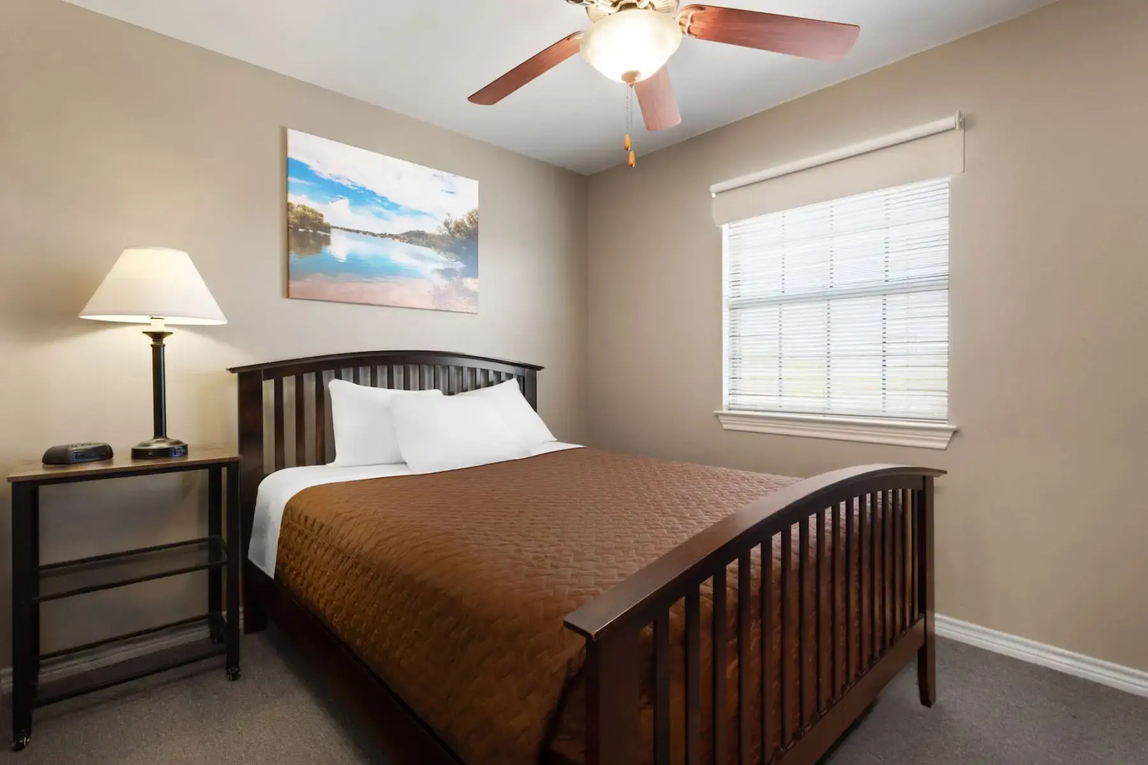 Eagle's Den Suites Cotulla a Travelodge by Wyndham