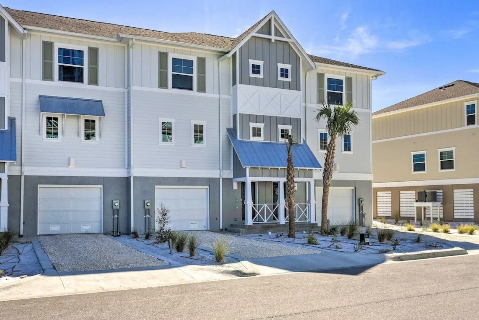 New! Unforgettable Family Getaway At Resort ! 3 Bedroom Townhouse