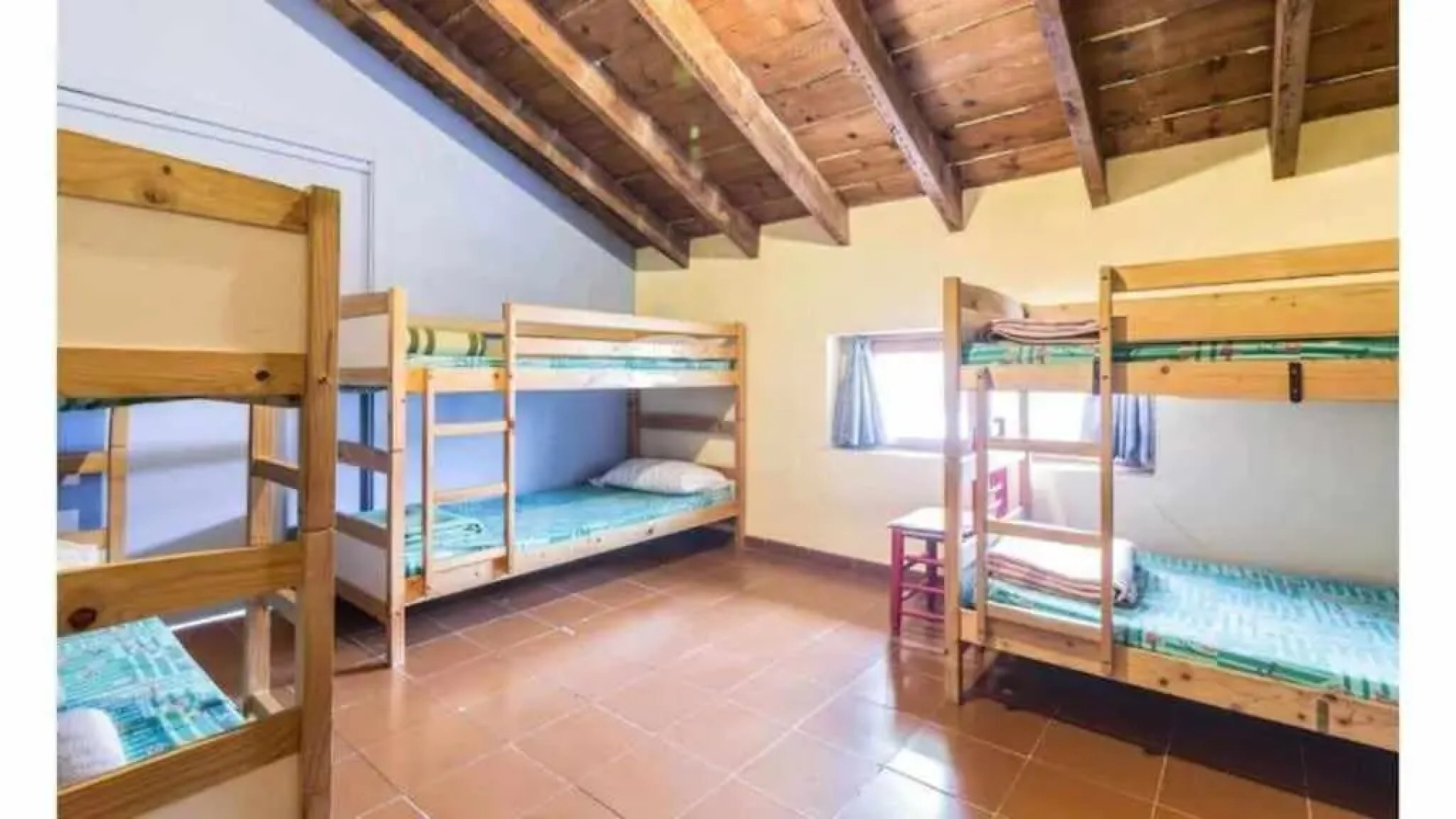 Alojamiento integro 42plazas en total